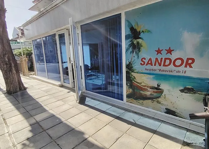 Sandor Hotel