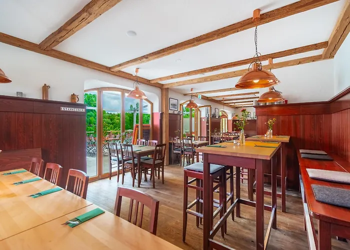 Hotel Maroggo Schenke Fränkisches Wirtshaus am Main