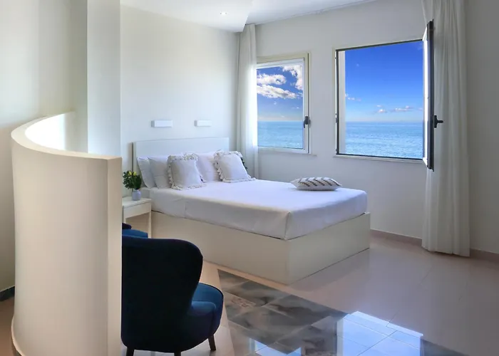 Piccadilly Hotel