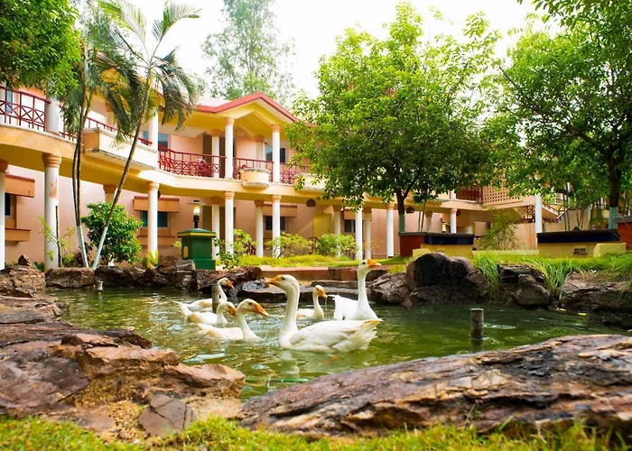 Hotel Sadhabishegam