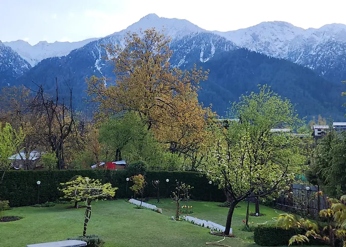 Premier Pahalgam
