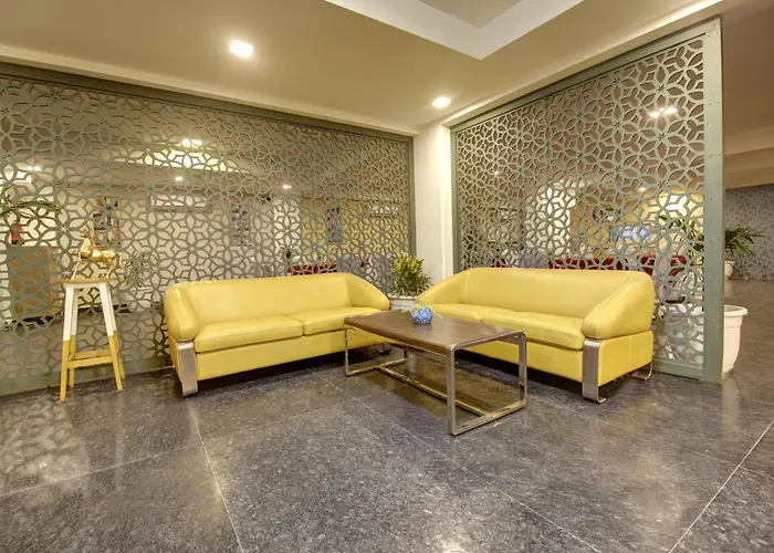 Limewood Stay Silver Studio Near Golf Course Road