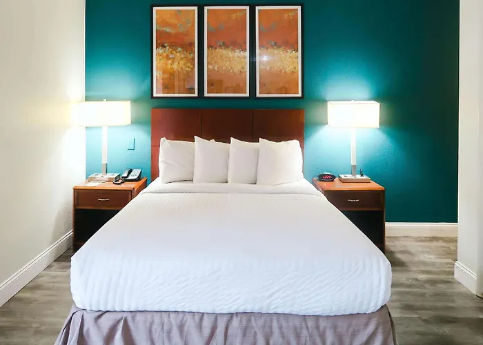 Tysons Corner Suites, A Baymont By Wyndham