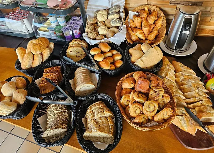 Hotel Westendia inclusief Parking&Top Breakfast !
