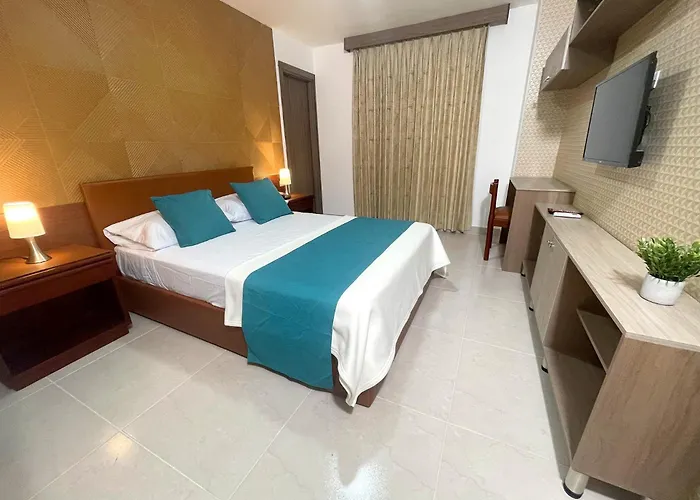 Hotel Prado 72 INN