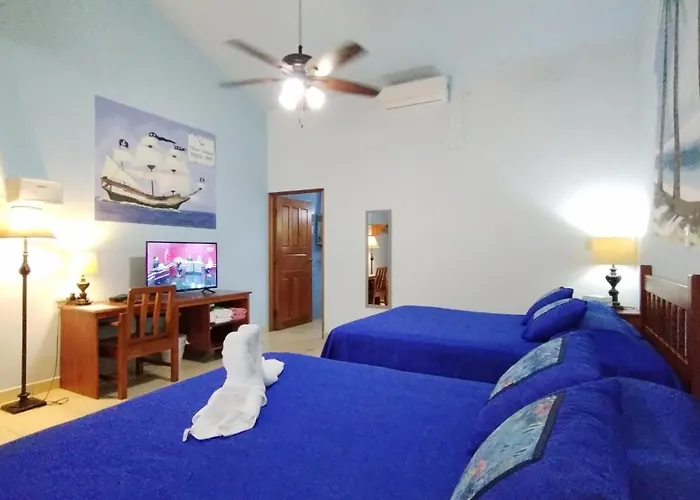 Las Lajas Beach Resort