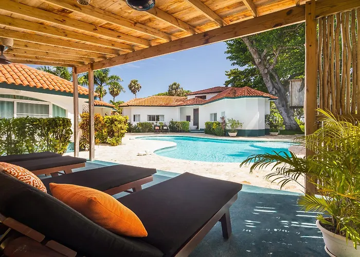 El Encuentro Surf Lodge