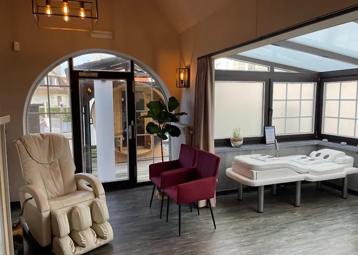 Villa Hotel (Adults Only)