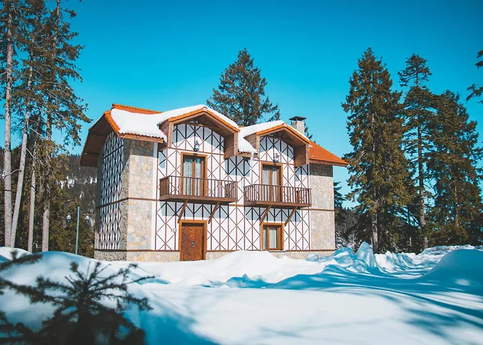 Foleya Mountain Resort Hotel & Villas