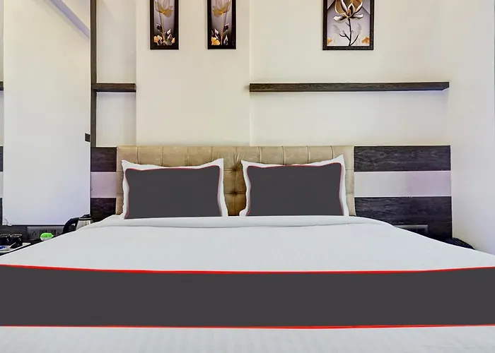 Townhouse Poona Royal