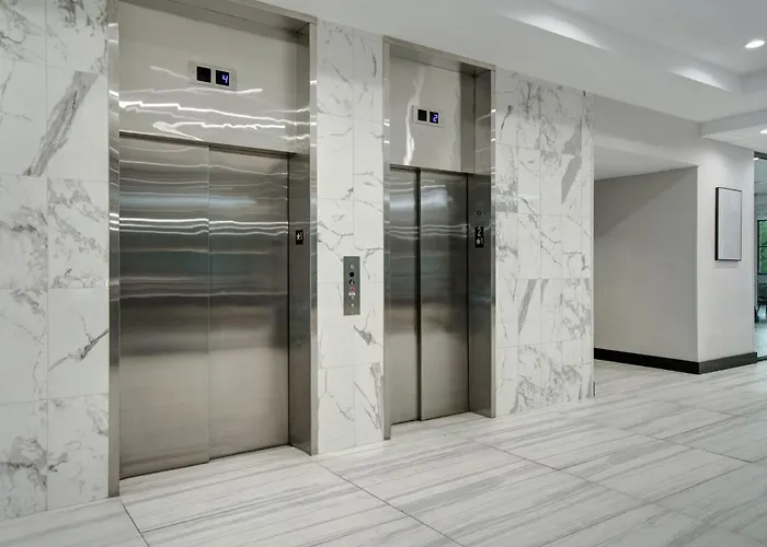 Crowne Plaza Auburn Hills By Ihg