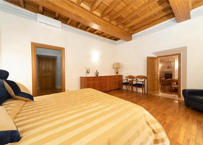 Pantheon Suites In Rome