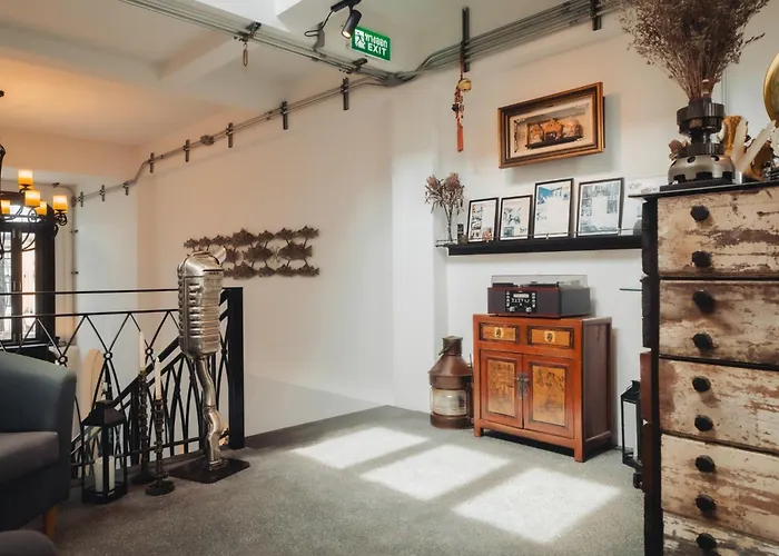 Xinlor House - Phuket Old Town