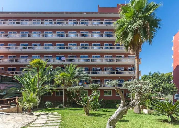 Ona Luna Park - Adults Friendly 16 Years Plus