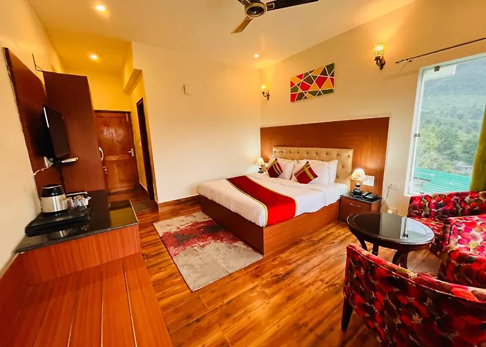 Hotel Kempty Emerald - Nested In Nature'S Lap