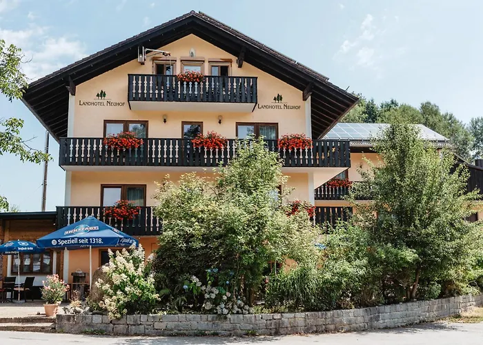 Landhotel Neuhof