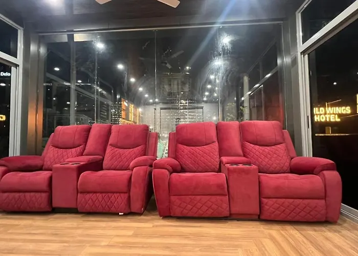 Wild Wings Premium Hotel