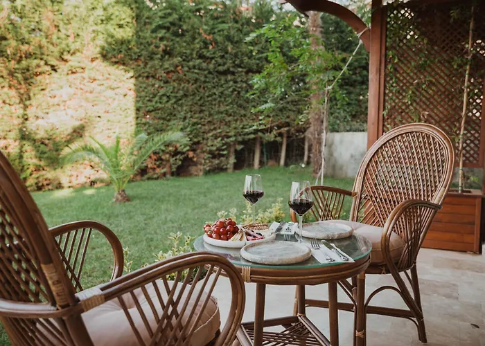 Villaqua Boutique Hotel