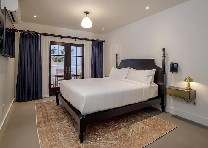 Hotel San Buena