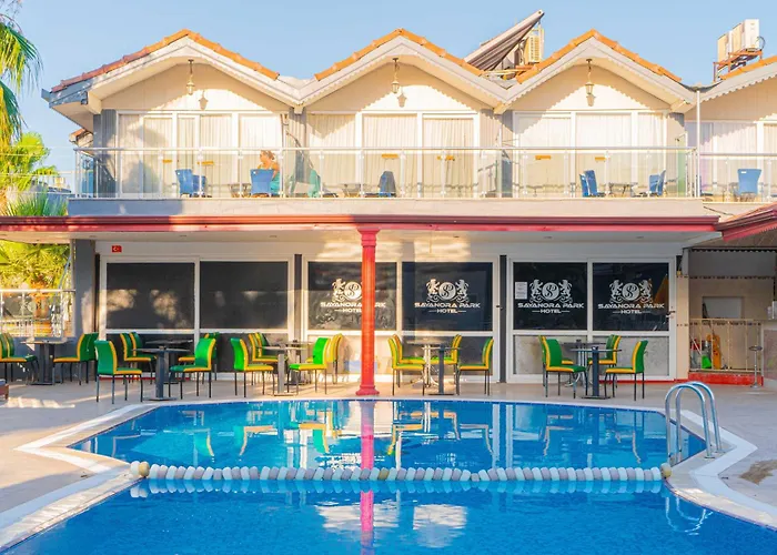 Sayanora Hotel