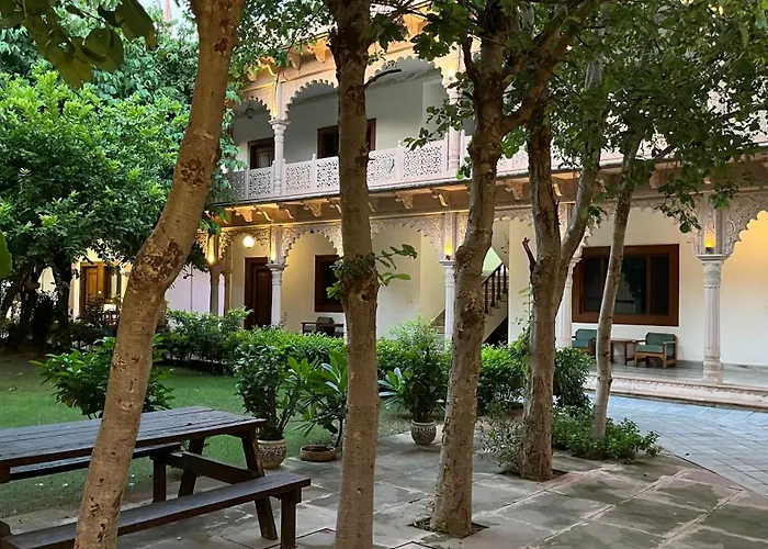 Hotel Sunbird