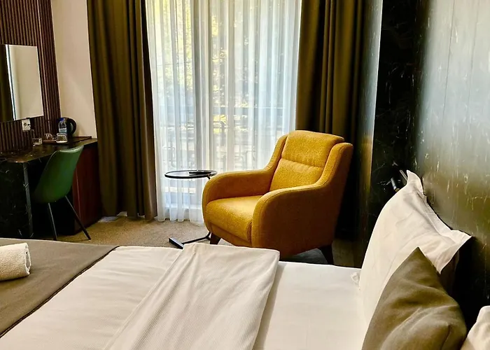 Ador Hotel North Mitrovica