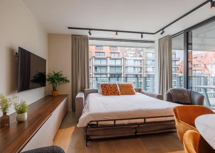 The Cornr Hotel
