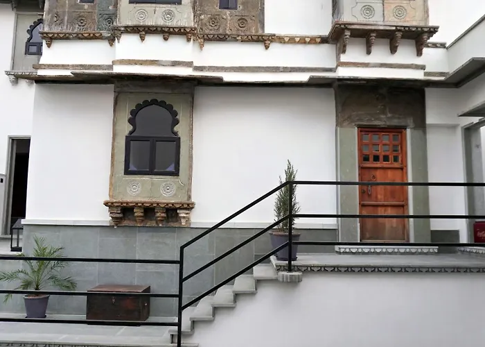 Madri Retreat - Heritage Boutique Hotel With Pool