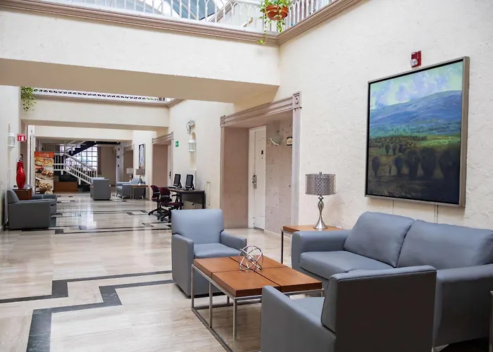 Best Western PLUS Monterrey Colón