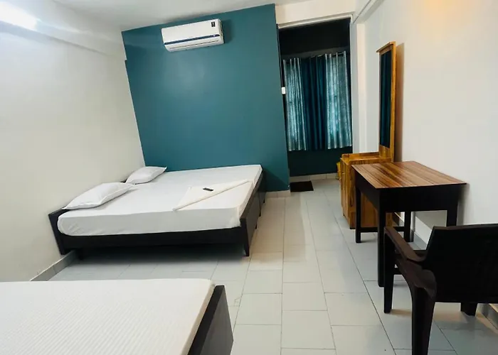Priya Lodge