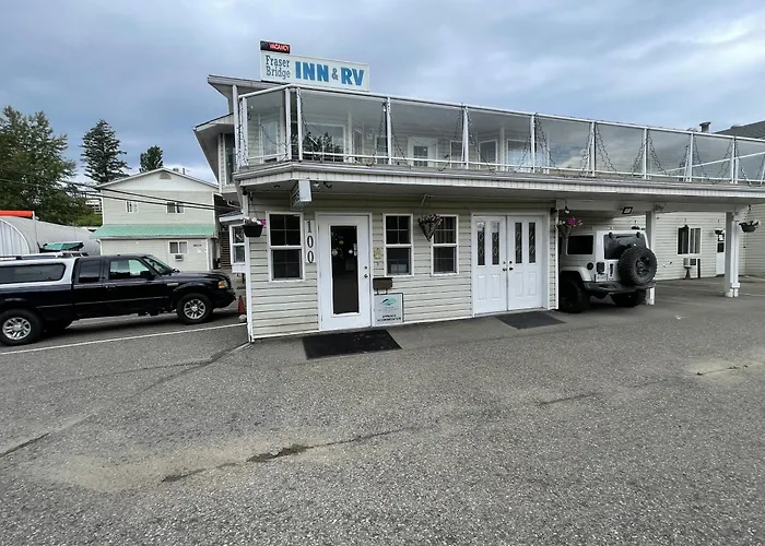 Fraser Bridge Inn