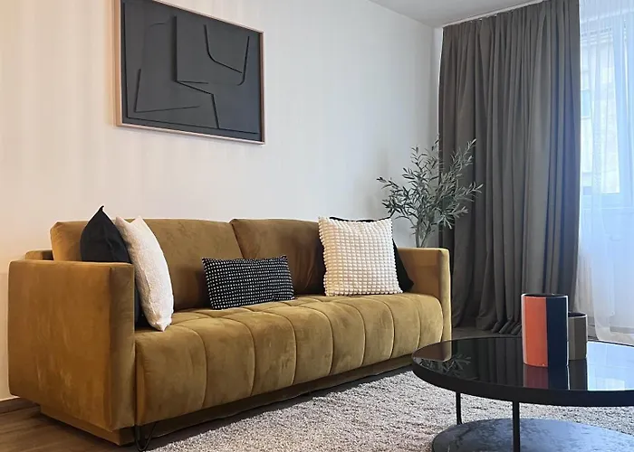Rh Suites