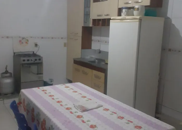 Casa De Pedro Ferreira Hotel Governador Celso Ramos