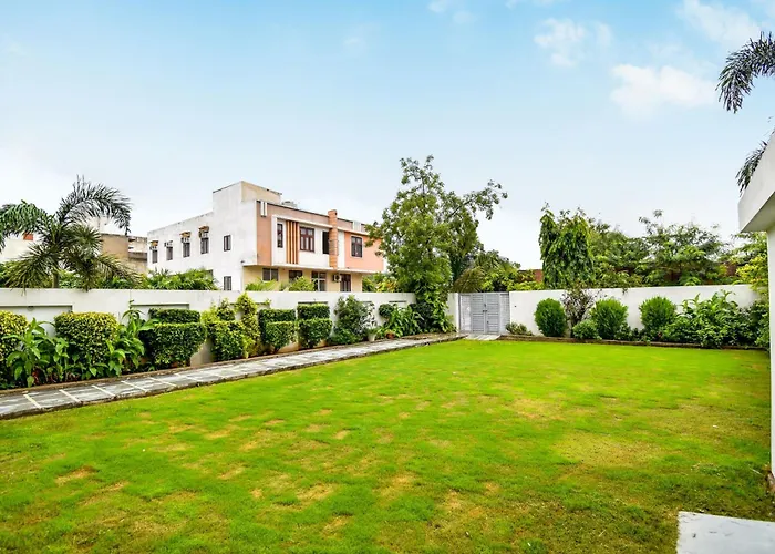 Collection O Hotel Guru Kripa