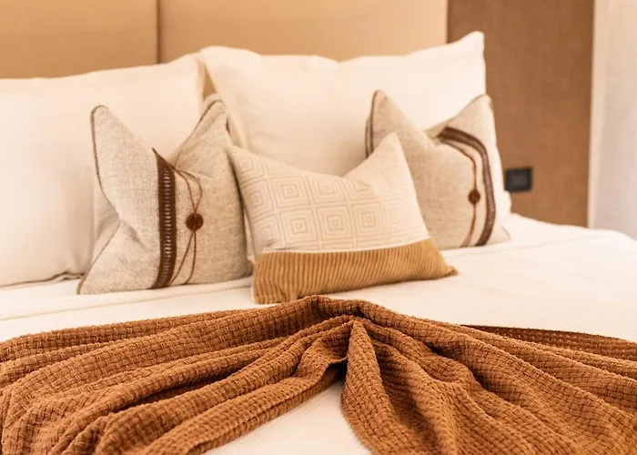 Lovera Hotel