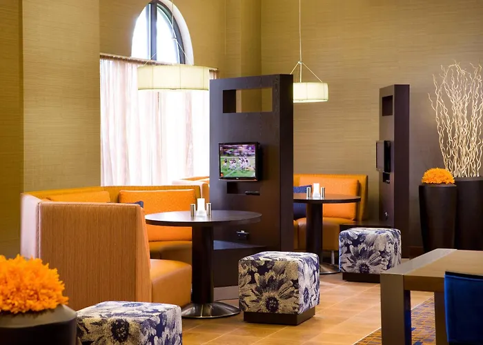 Courtyard By Marriott Newark Silicon Valley