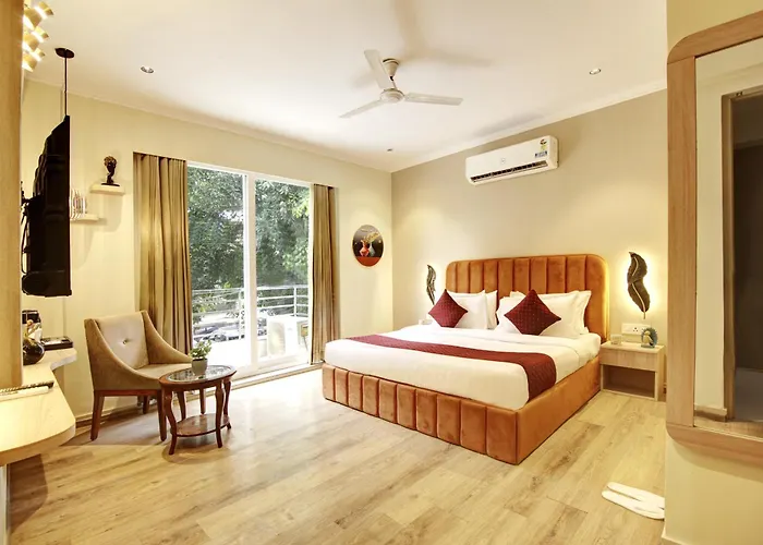 Limewood Stay Mall 51