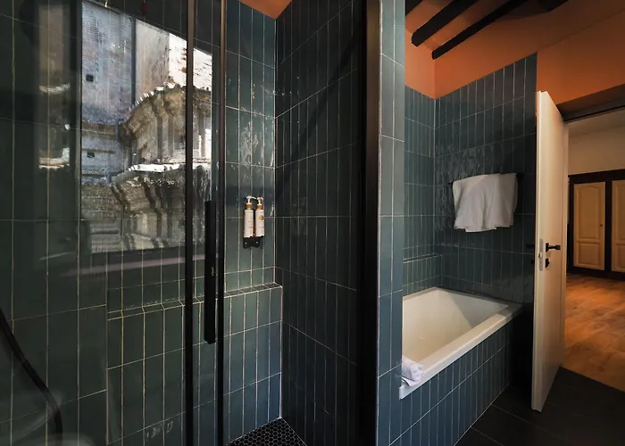 Hotel Priori Secret Garden