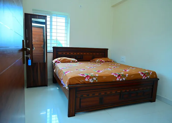 Vaarahi Guest Inn