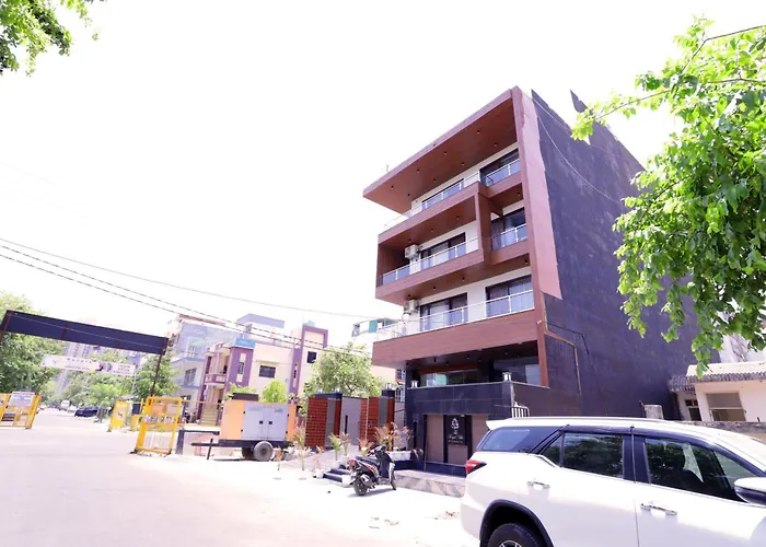 The Royal Villa - Noida Sector 70