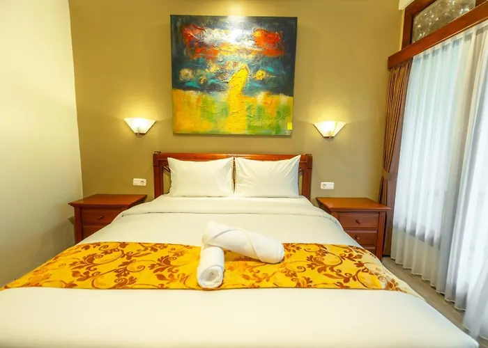The Central Lovina Hotel & Restaurant