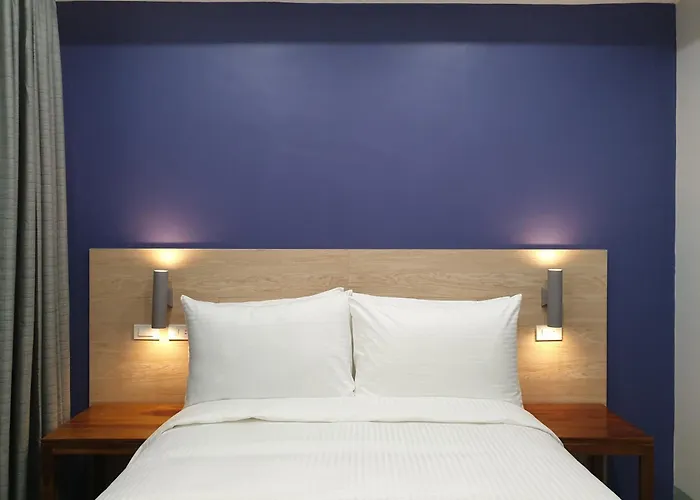 Leez Inn Makati