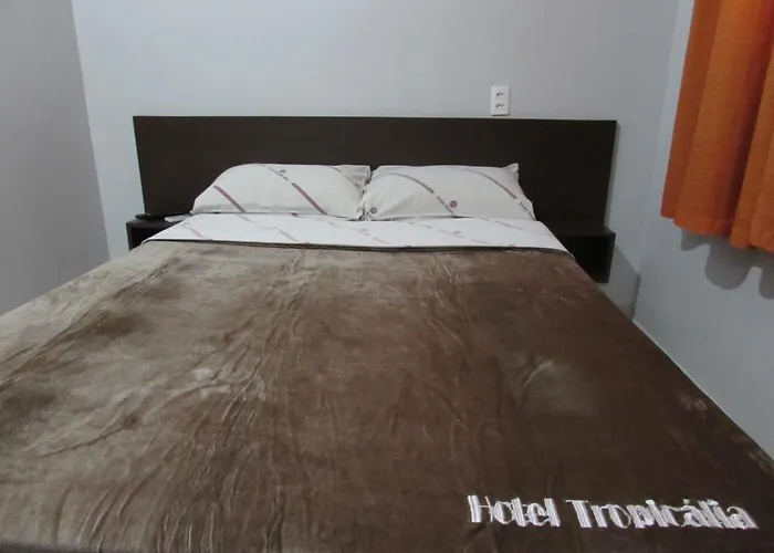 Hotel Tropicalia Proximo A 25 De Marco , Bras E Bom Retiro "Com Estacionamento Conveniado Ao Lado Do Hotel"