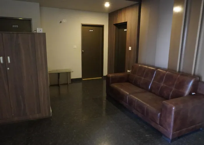 Hsm Grand Inn, Chittoor