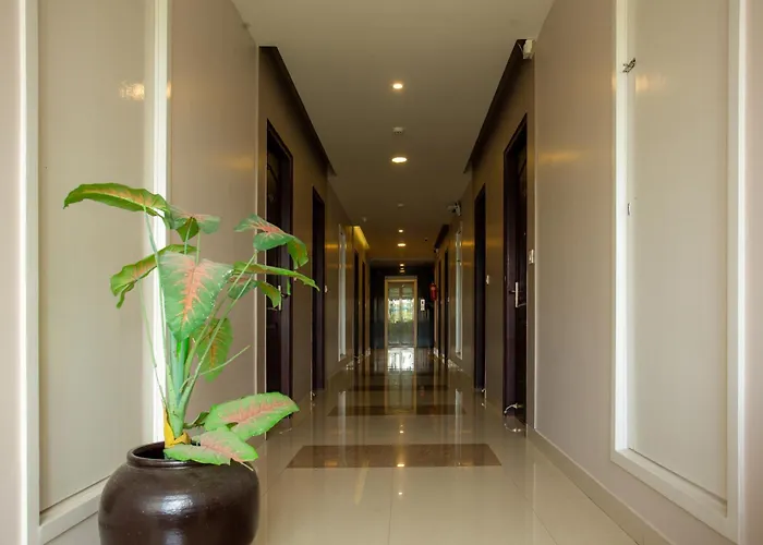 Philomena Hotel & Apartment