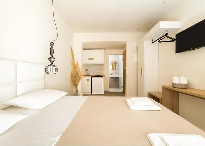 Mystery Suites And Apartments