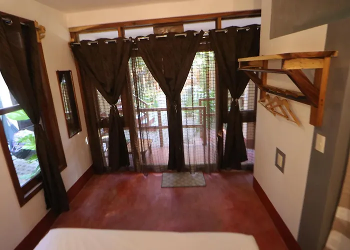 Casa Ava