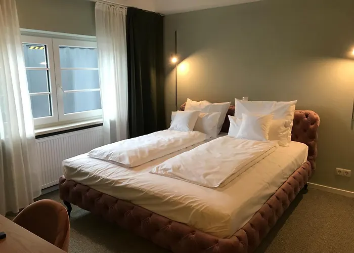 Levres Hotel