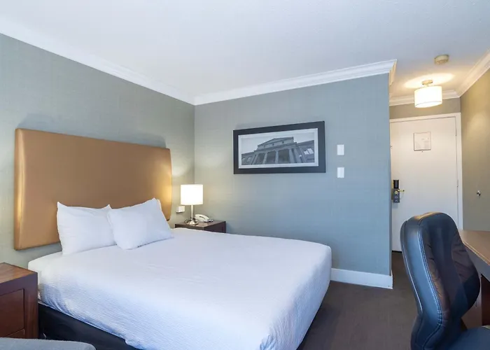 Sandman Hotel Vernon