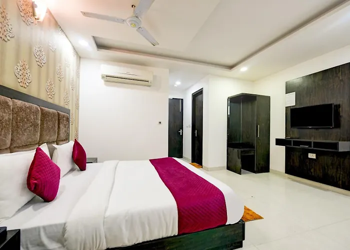 The Atlantes Suite Near Delhi Airport